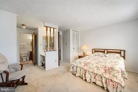 8278 Crestmont Cir, Springfield, VA 22153 photo 18