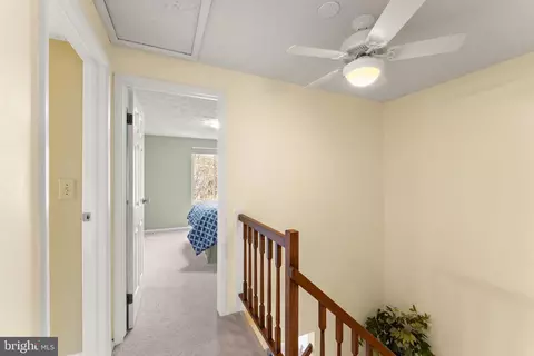 Entry Way - 1616 Barnstead Dr, Reston, VA 20194 photo 3 of 4