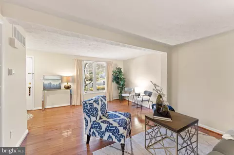 Living - 1616 Barnstead Dr, Reston, VA 20194 photo 5 of 7