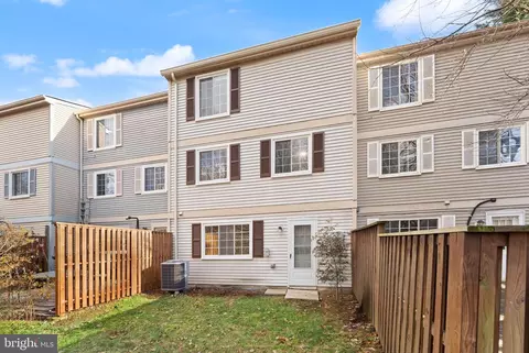 Exterior - 1616 Barnstead Dr, Reston, VA 20194 photo 11 of 11