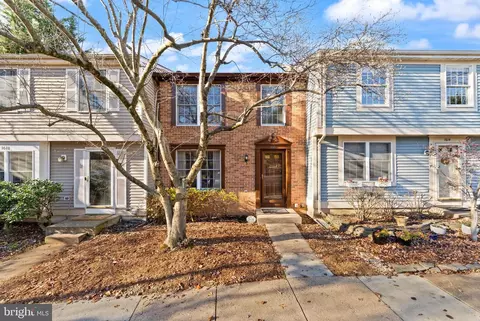 Exterior - 1616 Barnstead Dr, Reston, VA 20194 photo 3 of 11