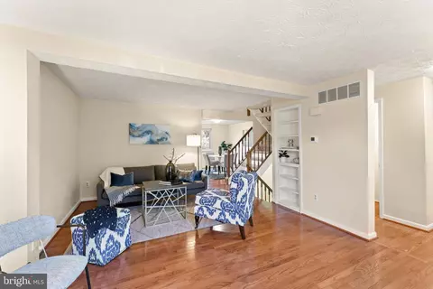 Living - 1616 Barnstead Dr, Reston, VA 20194 photo 4 of 7