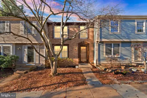 Exterior - 1616 Barnstead Dr, Reston, VA 20194 photo 2 of 11