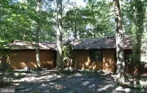 2026 Hunter Mill Rd, Vienna, VA 22181