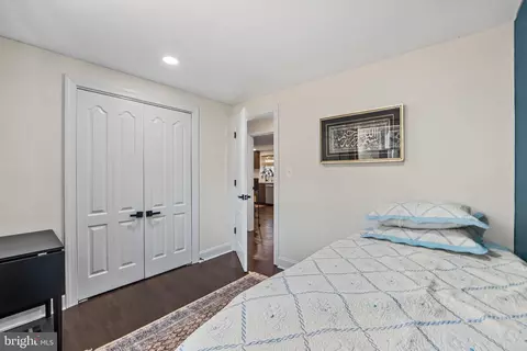 Bedroom - 3017 Leefield Dr, Herndon, VA 20171 photo 10 of 10