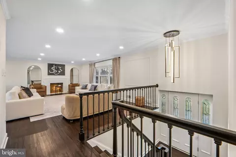 Entry Way - 3017 Leefield Dr, Herndon, VA 20171 photo 1 of 4