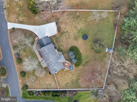 View/Area - 3017 Leefield Dr, Herndon, VA 20171 photo 7 of 7
