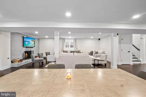 Other - 3017 Leefield Dr, Herndon, VA 20171 photo 13 of 17