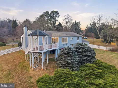 Other - 3017 Leefield Dr, Herndon, VA 20171 photo 15 of 17