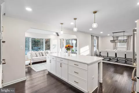 Other - 3017 Leefield Dr, Herndon, VA 20171 photo 4 of 17