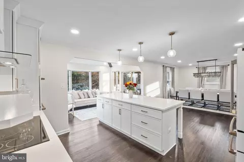 Other - 3017 Leefield Dr, Herndon, VA 20171 photo 5 of 17
