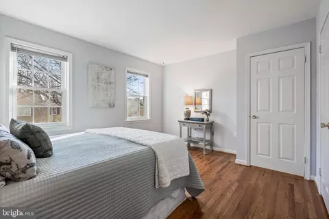 Bedroom - 5264 Bradgen Ct, Springfield, VA 22151 photo 3 of 10