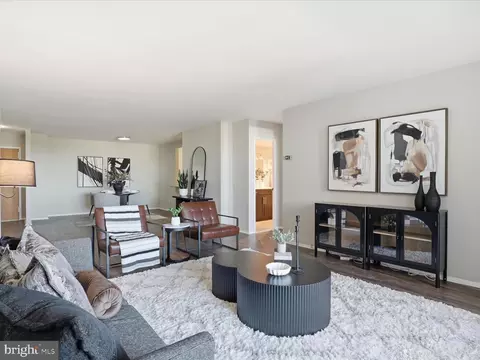 1800 Old Meadow Rd #1017, Mclean, VA 22102