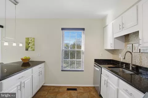 Kitchen - 6172 Forest Creek Ct, Springfield, VA 22152 photo 2 of 5