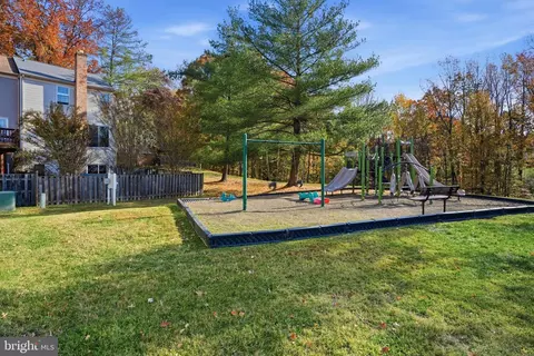 Exterior - 6172 Forest Creek Ct, Springfield, VA 22152 photo 5 of 8