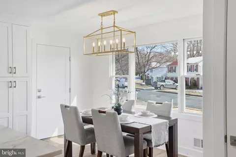 Dining - 9077 Brook Ford Rd, Burke, VA 22015 photo 1 of 3