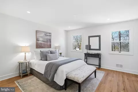 Bedroom - 9077 Brook Ford Rd, Burke, VA 22015 photo 1 of 6