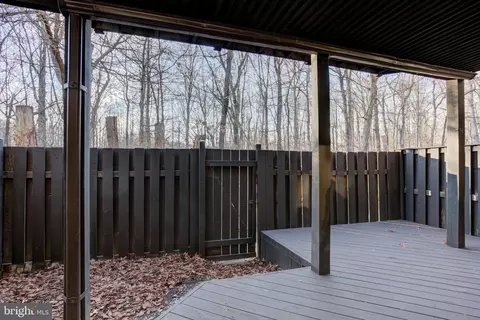 Exterior - 11908 Barrel Cooper Ct, Reston, VA 20191 photo 4 of 5