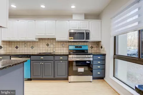 Kitchen - 11908 Barrel Cooper Ct, Reston, VA 20191 photo 1 of 6