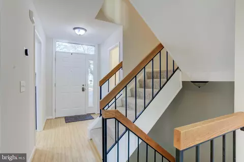 Entry Way - 11908 Barrel Cooper Ct, Reston, VA 20191 photo 1 of 3