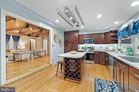 Kitchen - 6609 Wren Dr, Springfield, VA 22150 photo 2 of 3