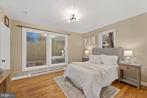 Bedroom - 6609 Wren Dr, Springfield, VA 22150 photo 2 of 5
