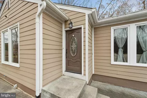 Other - 6609 Wren Dr, Springfield, VA 22150 photo 2 of 12