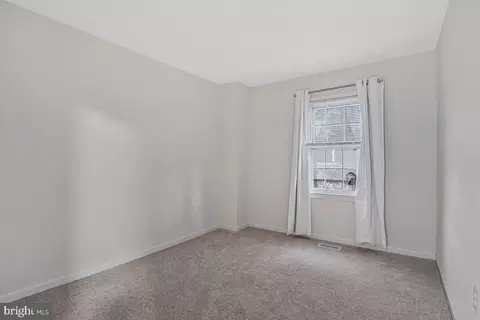 Bedroom - 7865 Parthian Ct, Springfield, VA 22153 photo 1 of 5