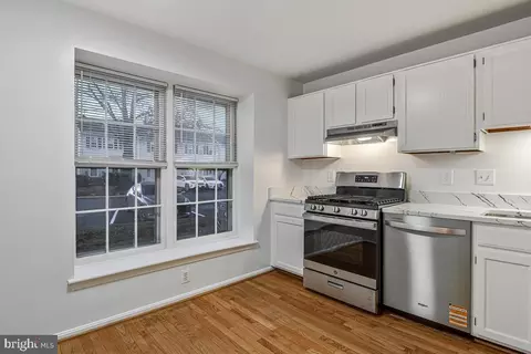 Kitchen - 7865 Parthian Ct, Springfield, VA 22153 photo 2 of 2