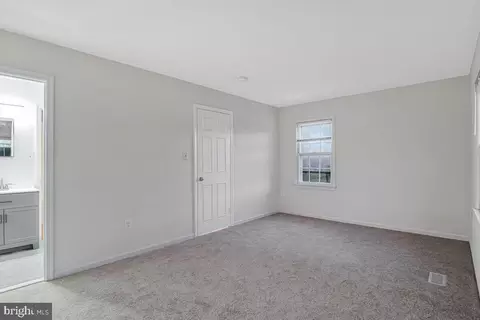Bedroom - 7865 Parthian Ct, Springfield, VA 22153 photo 4 of 5