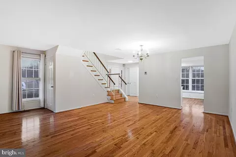 Living - 7865 Parthian Ct, Springfield, VA 22153 photo 1 of 5
