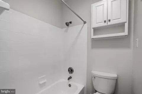 1570 Spring Gate Dr #7406, Mclean, VA 22102 photo 34