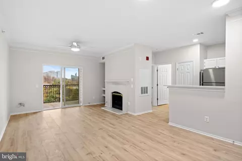 1570 Spring Gate Dr #7406, Mclean, VA 22102 photo 31