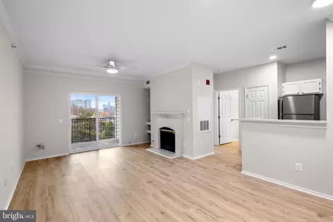 1570 Spring Gate Dr #7406, Mclean, VA 22102 photo 5