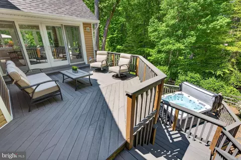 Exterior - 6104 Harmon Pl, Springfield, VA 22152 photo 3 of 21
