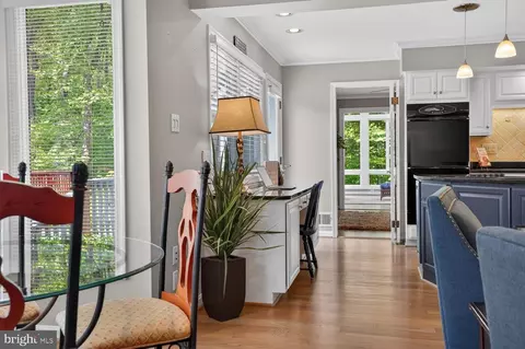 Entry Way - 6104 Harmon Pl, Springfield, VA 22152 photo 2 of 10