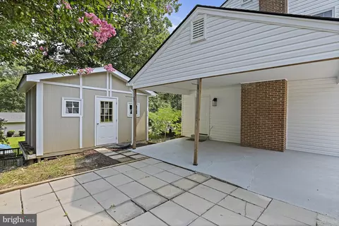 9060 Brook Ford Rd, Burke, VA 22015 photo 48