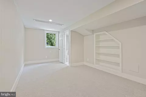 9060 Brook Ford Rd, Burke, VA 22015 photo 44