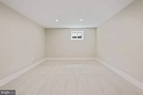 9060 Brook Ford Rd, Burke, VA 22015 photo 41