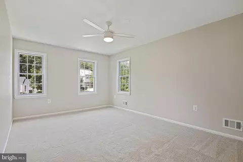9060 Brook Ford Rd, Burke, VA 22015 photo 22