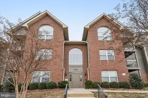 4116 Monument Ct #304K, Fairfax, VA 22033