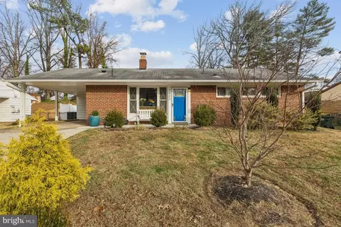 7433 Bath St, Springfield, VA 22150