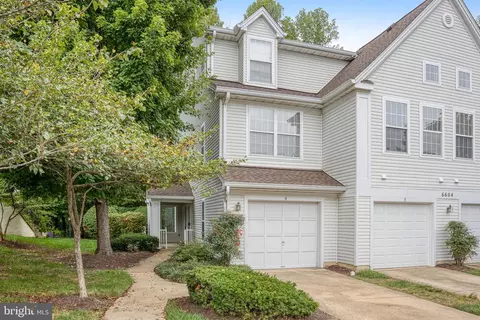 6604 Netties Ln #1204, Alexandria, VA 22315