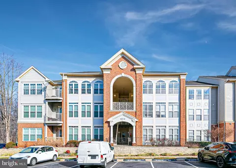 6612 Netties Ln #26L, Alexandria, VA 22315