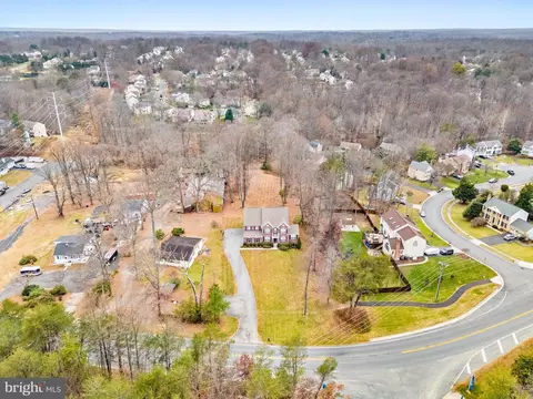 View/Area - 8906 Hooes Rd, Lorton, VA 22079 photo 8 of 14