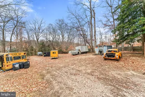 Exterior - 8906 Hooes Rd, Lorton, VA 22079 photo 10 of 19