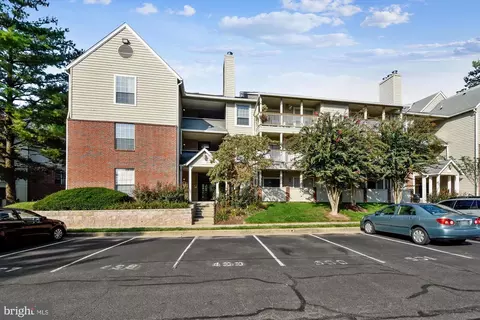 12162 Penderview Ln #1623, Fairfax, VA 22033