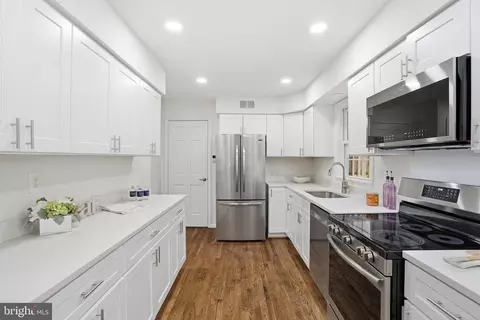 Kitchen - 1002 Kimberwicke Rd, Mclean, VA 22102 photo 1 of 2