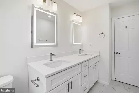 Bath - 1002 Kimberwicke Rd, Mclean, VA 22102 photo 5 of 5