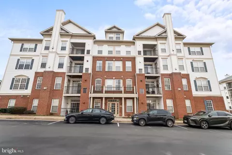 11565 Cavalier Landing Ct, Fairfax, VA 22030
